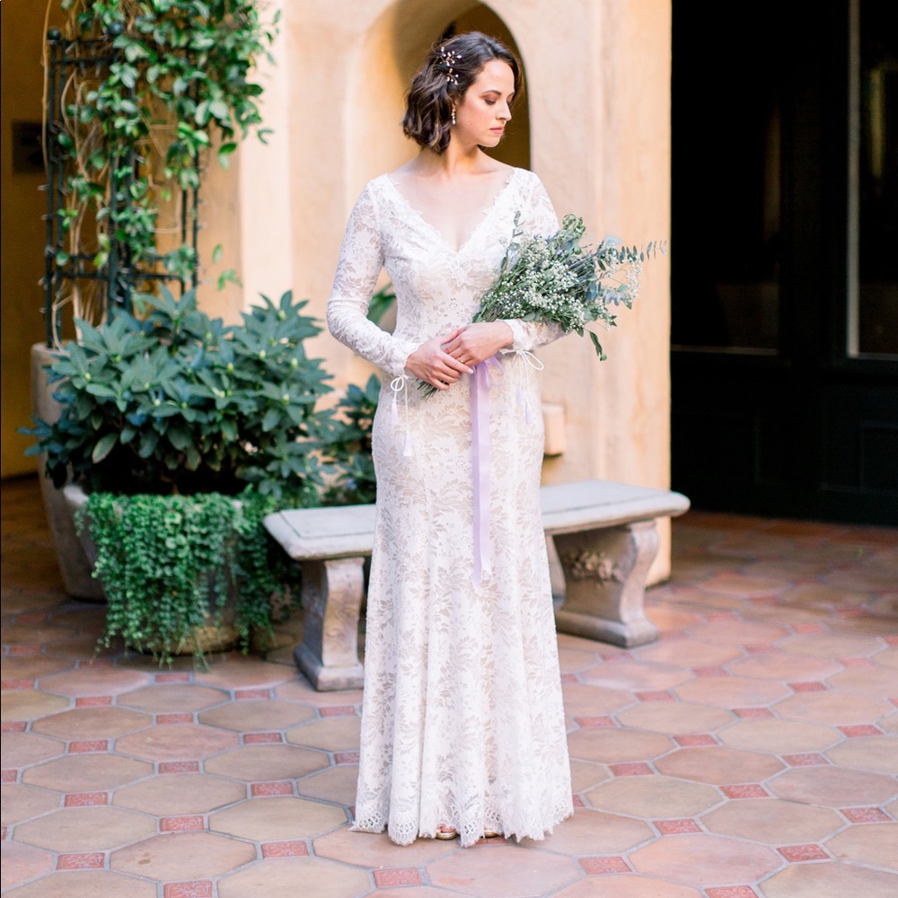 Wedding dress
